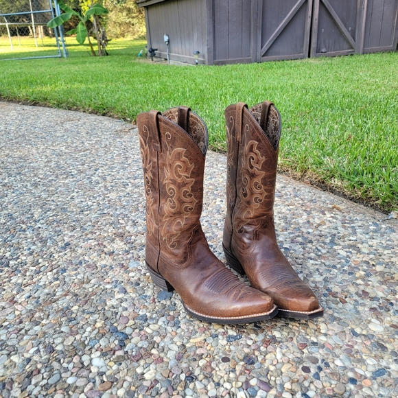 Ariat boots - Picture 2 of 12